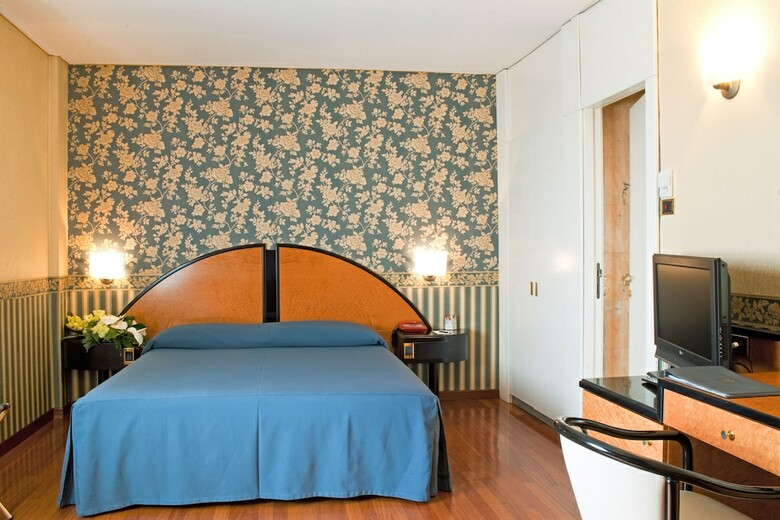 Giberti Hotel