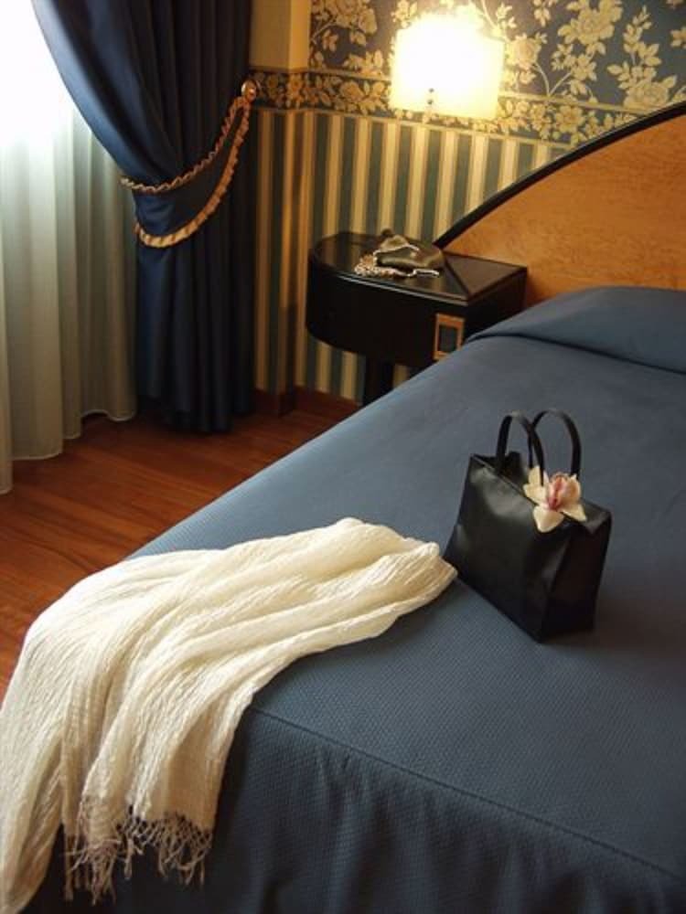 Giberti Hotel
