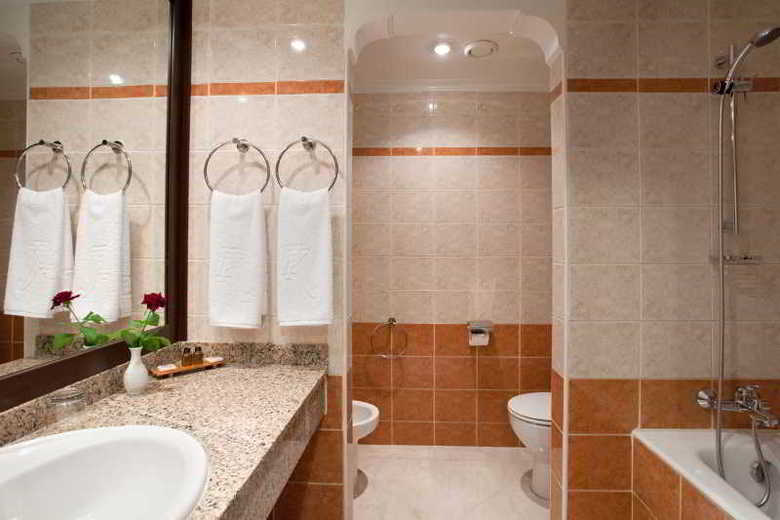 Hotel Kenzi Europa