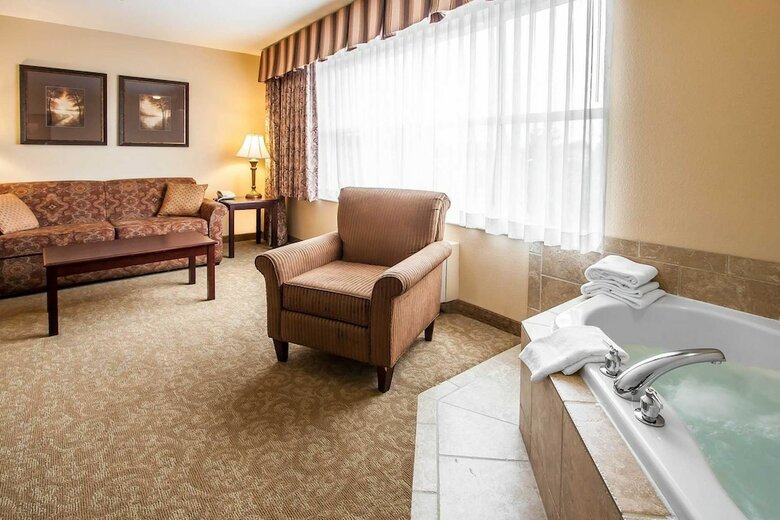 Hotel Comfort Inn And Suites Mcminnville