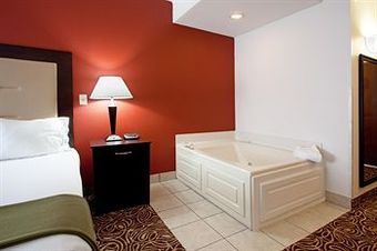 Hotel Holiday Inn Express And Suites - Myrtle Beach