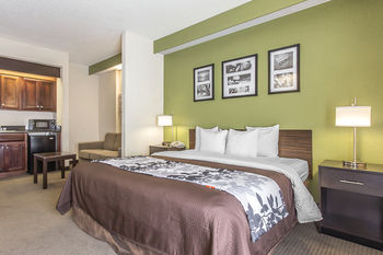 Motel Sleep Inn & Suites