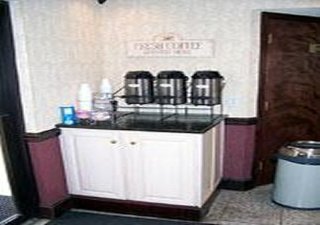Motel Econo Lodge Inn & Suites