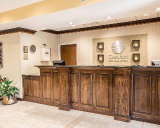 Hotel Comfort Inn And Suites
