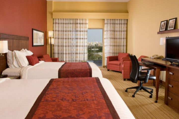 Hotel Courtyard Charleston Waterfront By Marriott
