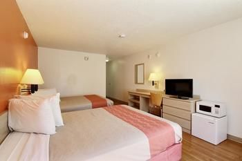 Motel 6 Laredo North