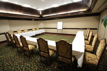 Magnuson Grand Hotel And Conference Center Tyler