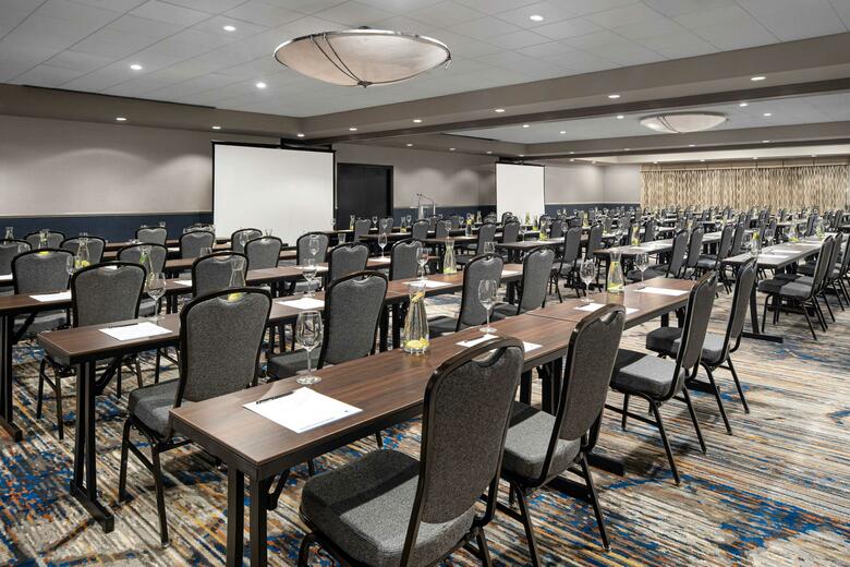 Doubletree By Hilton Hotel Philadelphia - Valley Forge