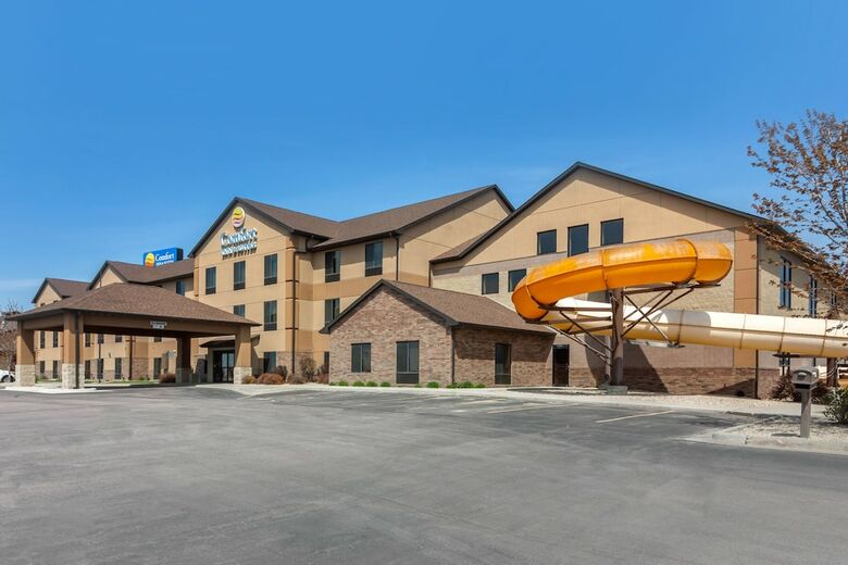 Hotel Comfort Inn And Suites