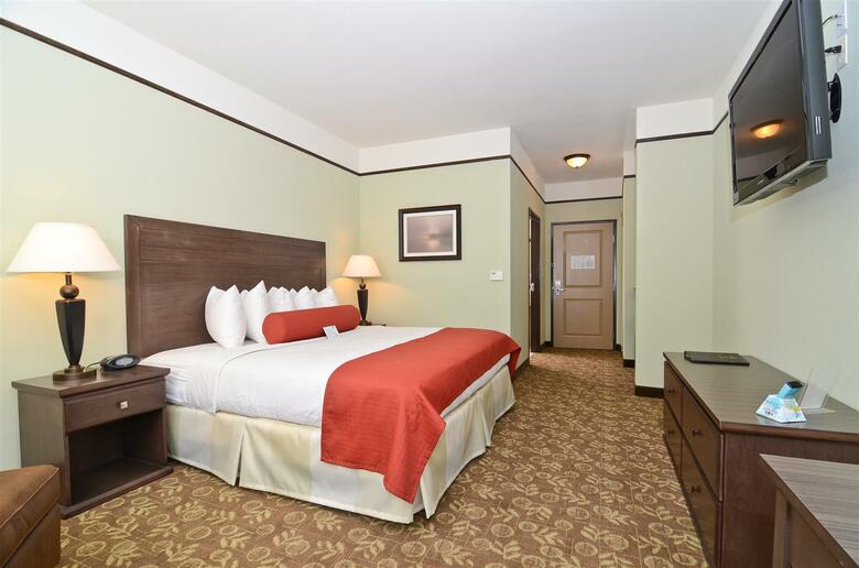 Hotel Best Western Plus Emory At Lake Fork Inn & Suites