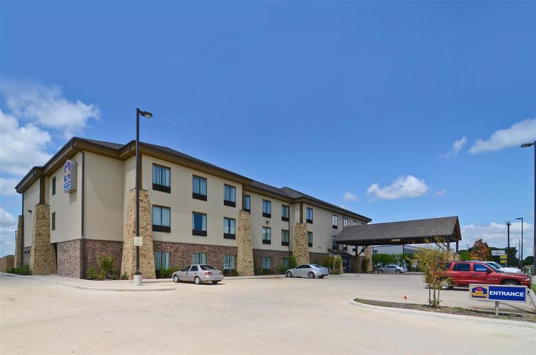 Hotel Best Western Plus Emory At Lake Fork Inn & Suites