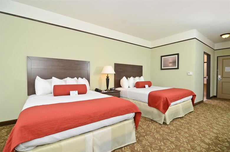 Hotel Best Western Plus Emory At Lake Fork Inn & Suites