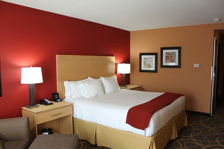 Hotel Holiday Inn Express Cortland