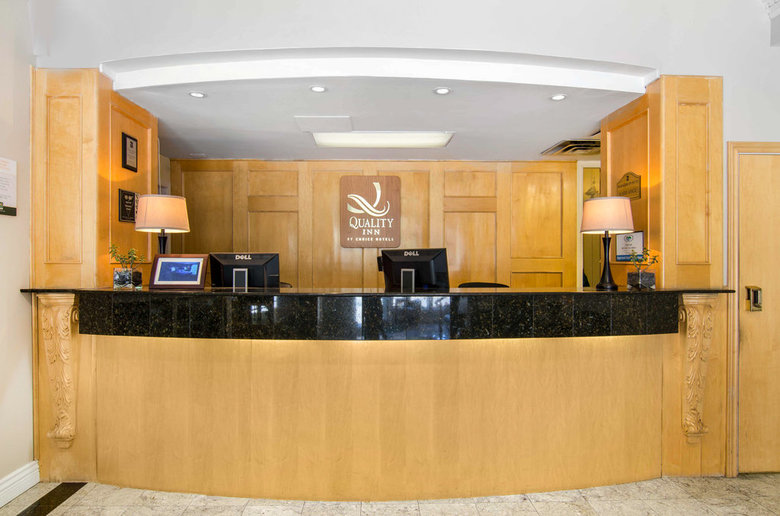 Hotel Quality Inn Downtown