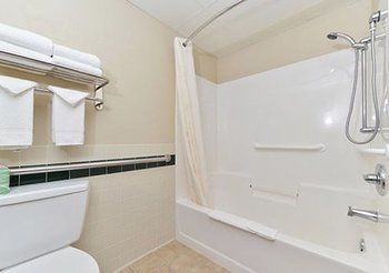 Hotel Comfort Inn & Suites
