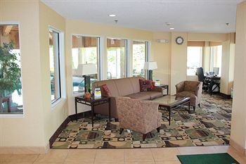 Hotel Quality Inn & Suites