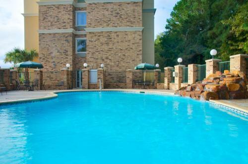 Holiday Inn Express Hotel & Suites Lufkin South