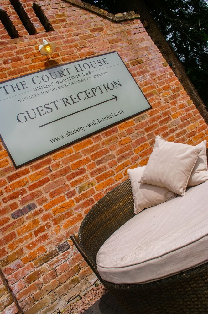 Bed & Breakfast The Court House