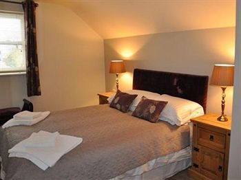 Hostal The Riverside