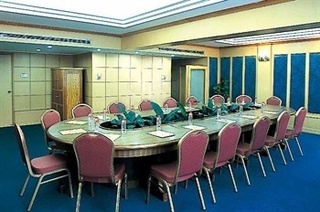 Hotel Golden Lustre