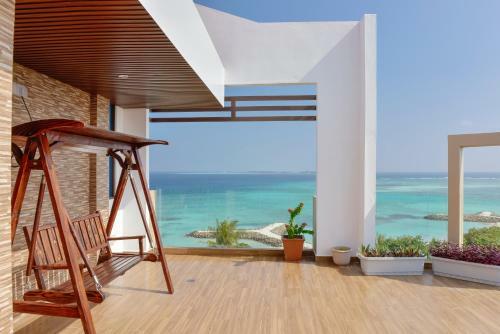 Arena Beach Hotel At Maafushi