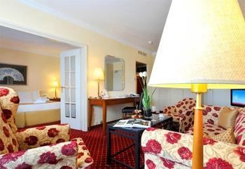 Hotel Courtyard By Marriott Hamburg Airport