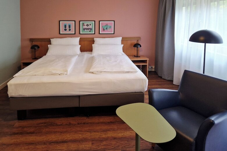 Garner Hotel Stuttgart City Centre By Ihg