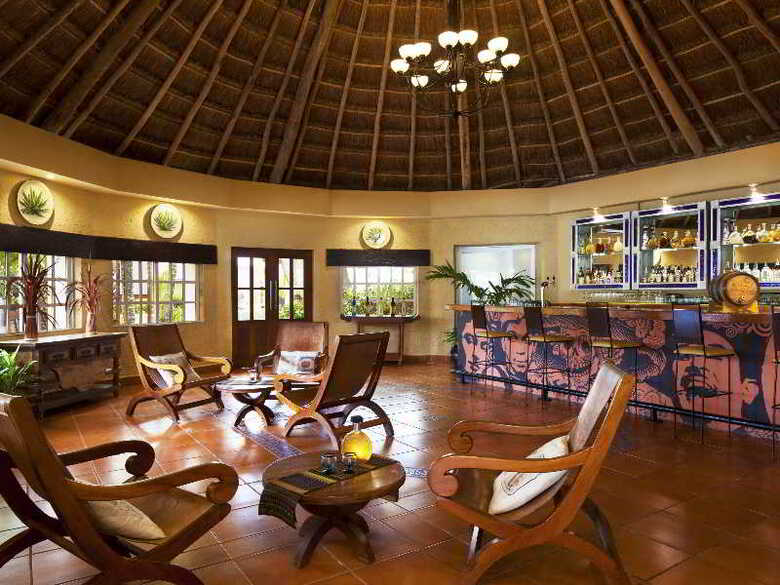 Hotel Boutique El Dorado Seaside Suites