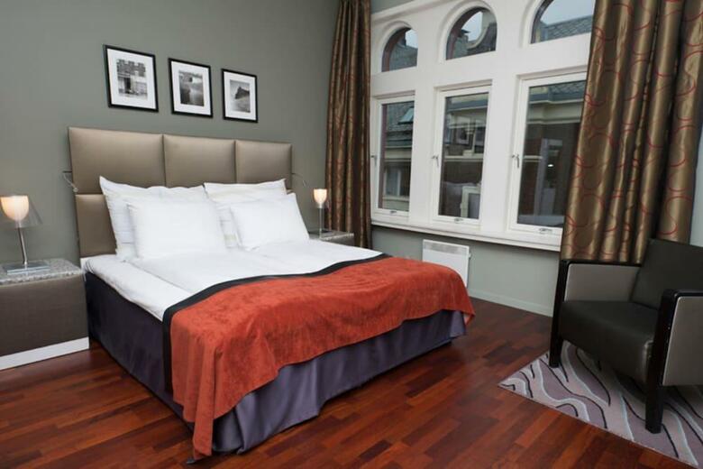 Clarion Hotel Admiral