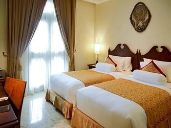 Hotel Phoenix