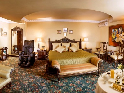 Hotel Suryaa