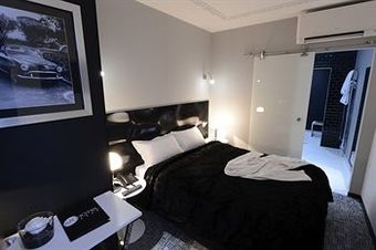 Hotel Art H�tel Rochecorbon