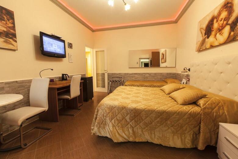 Hotel Ester
