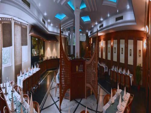 Hotel The Grand Lilly Resorts