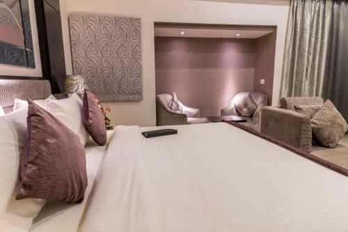 Hotel Regenta Resort Bhuj
