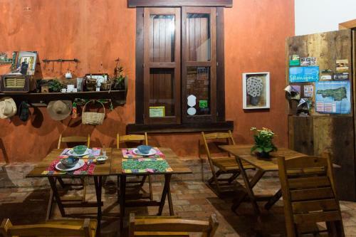 Hostal Ti� Isolda Artes & Hospedaria