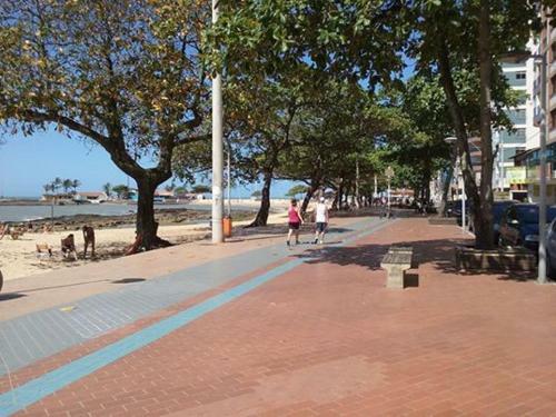 Apartamento Kitnet No 1� Piso, A 300m Da Praia Do Morro
