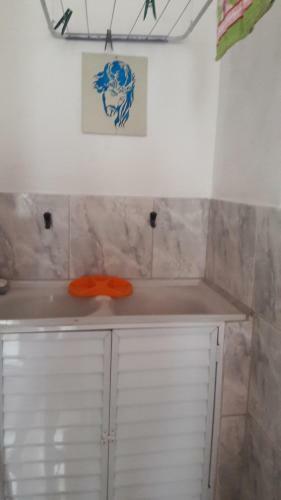 Apartamento Kitnet No 1� Piso, A 300m Da Praia Do Morro