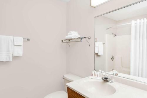 Hotel Super 8 By Wyndham Watseka