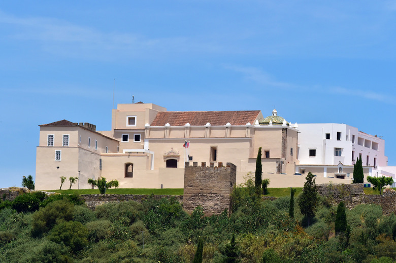Hotel Pousada Alc�cer Do Sal - D.alfonso II
