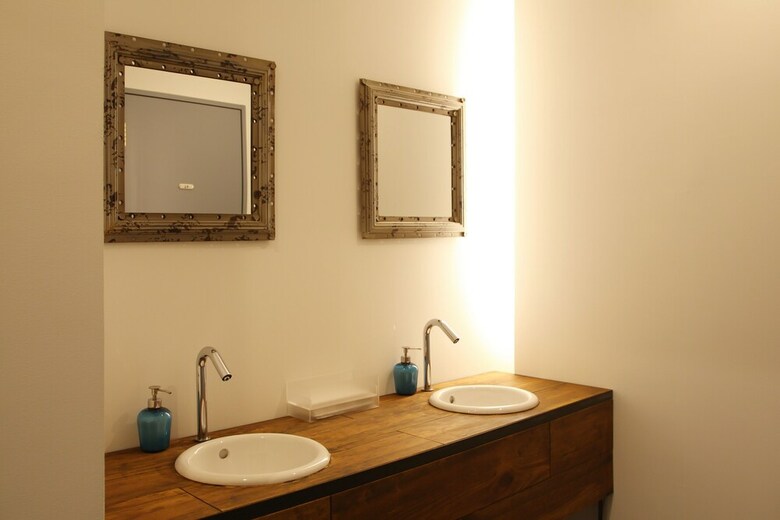 The Lower East Nine Hostel