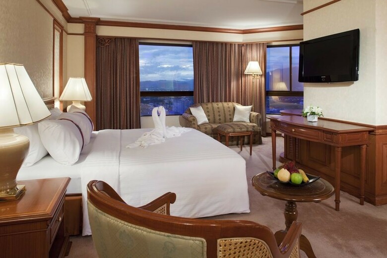 Centara Riverside Hotel Chiang Mai