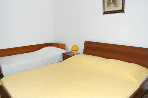 Apartments By The Sea Zavode (omis) - 1048