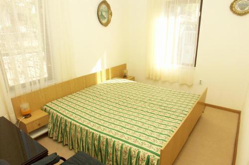 Apartments By The Sea Stanici (Omis) - 650