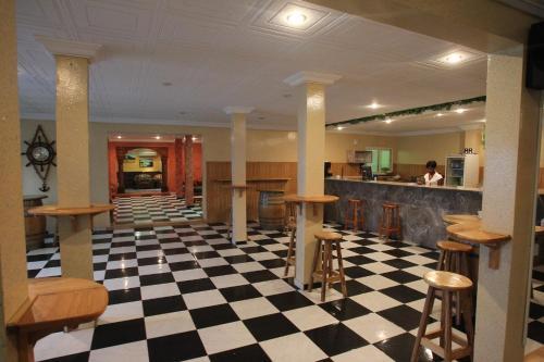 Hotel Emira