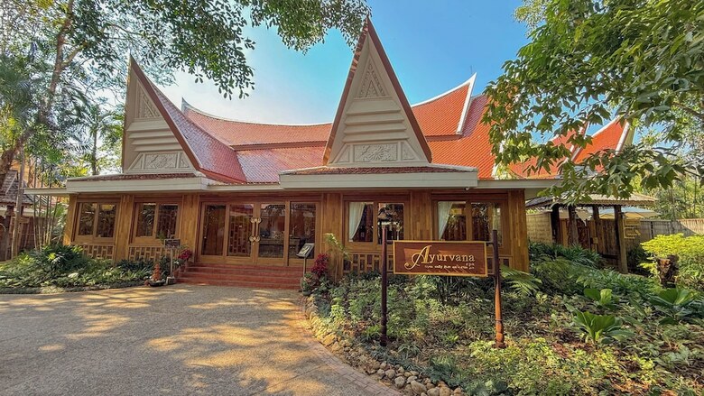 Hotel Santhiya Koh Chang Resort