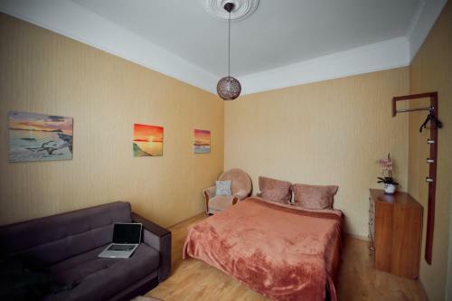 Apartment Zamkovaya 14