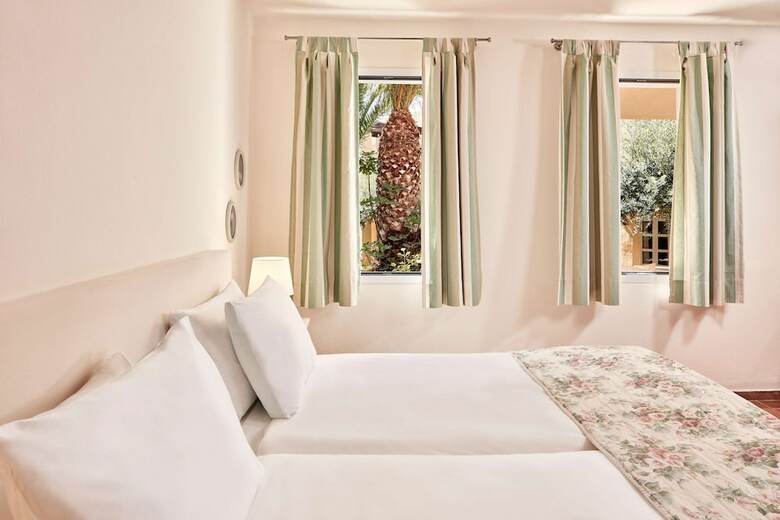 Hotel Candia Park Village