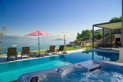 Acadia Beach Villas Slatine