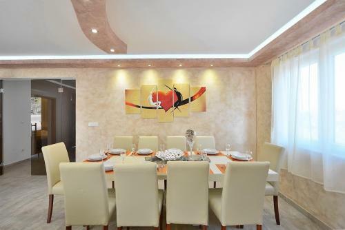 Luxury Villa Amor